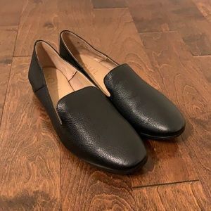 NEW NATURALIZER LOAFERS